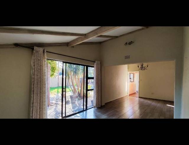 4 BEDROOM HOUSE FOR SALE IN FARRARMERE